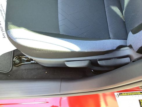 Used 2025 Nissan Versa SV w/ Trunk Package image 25