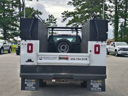 Used 2022 Chevrolet Silverado 3500 W/T w/ WT Fleet Convenience Package AWD/4WD image 4
