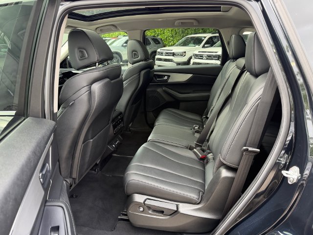 Used 2024 Acura MDX FWD image 15