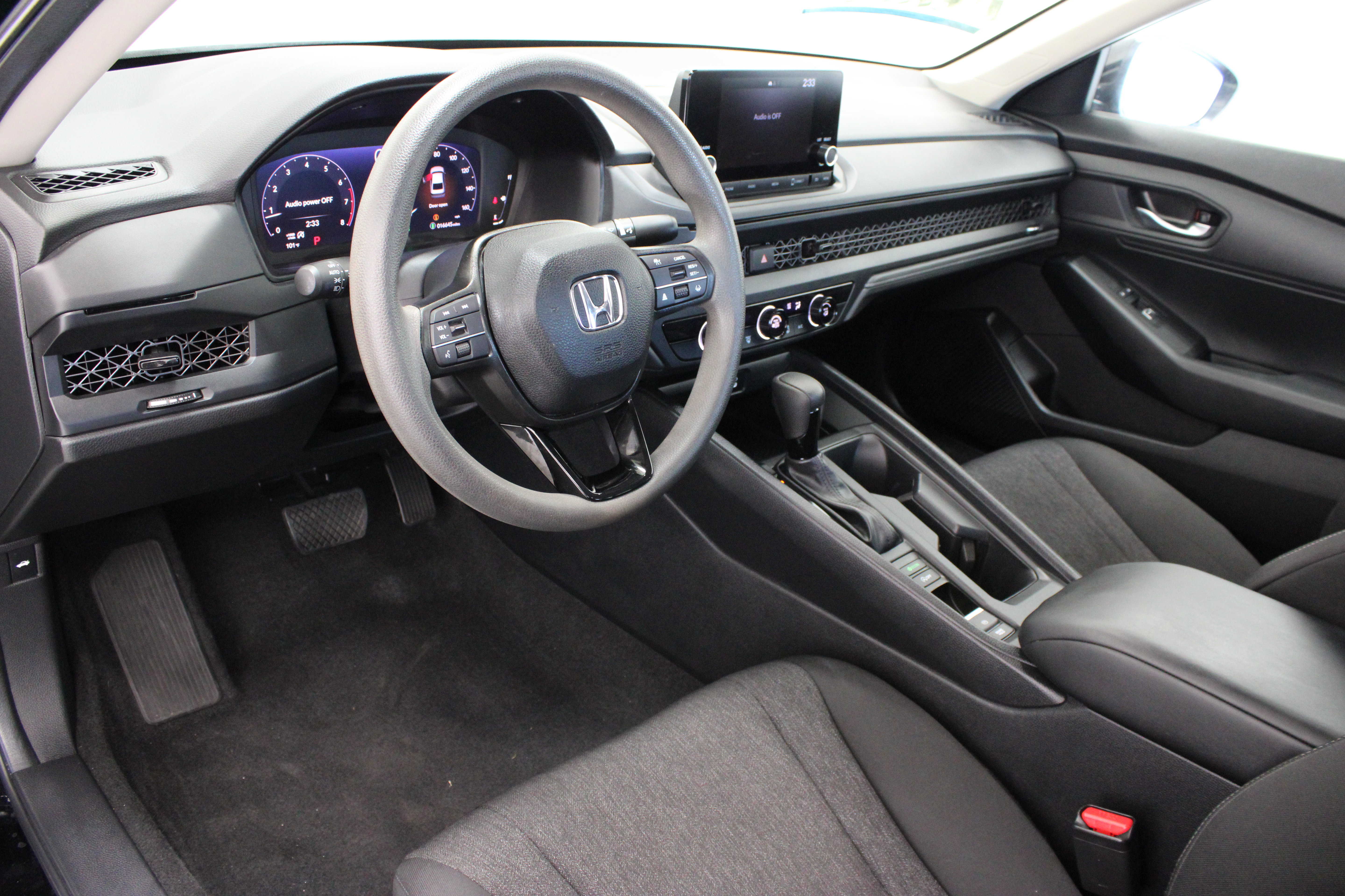 Used 2025 Honda Accord LX image 13