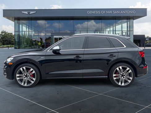 Used 2018 Audi SQ5 Prestige w/ Prestige Package image 2