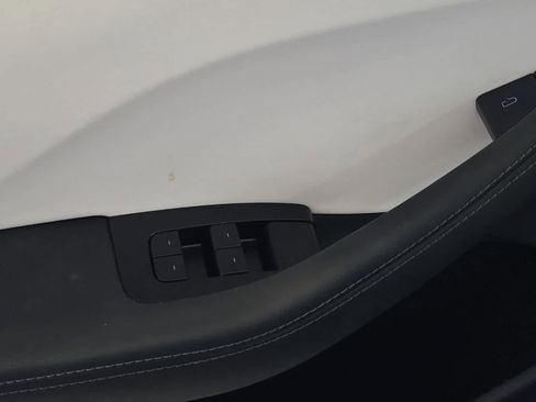 Used 2025 Tesla Model 3 Long Range RWD image 15