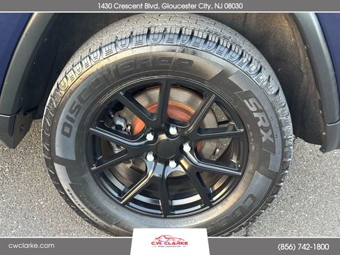 Used 2017 Jeep Grand Cherokee Limited image 27