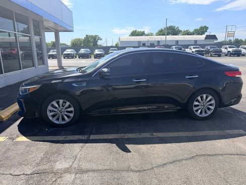 Used 2017 Kia Optima EX w/ Premium Package FWD image 18
