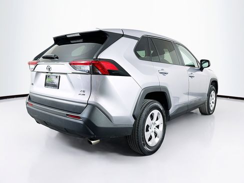 Used 2024 Toyota RAV4 LE image 9