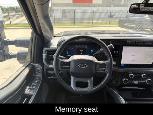 Used 2024 Ford F250 Lariat AWD/4WD image 13