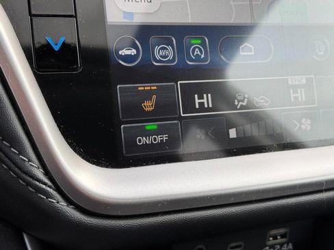 Used 2025 Subaru Outback Limited image 21