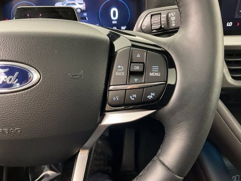 New 2026 Ford Explorer Platinum RWD image 24