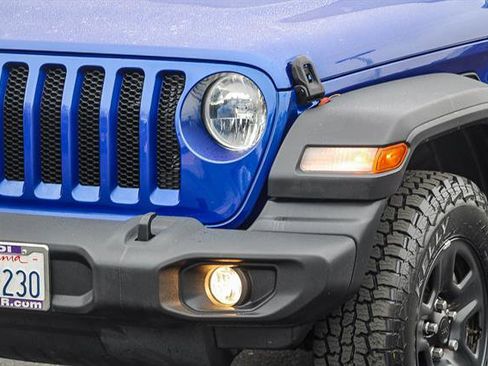 Used 2018 Jeep Wrangler Unlimited Sport image 8