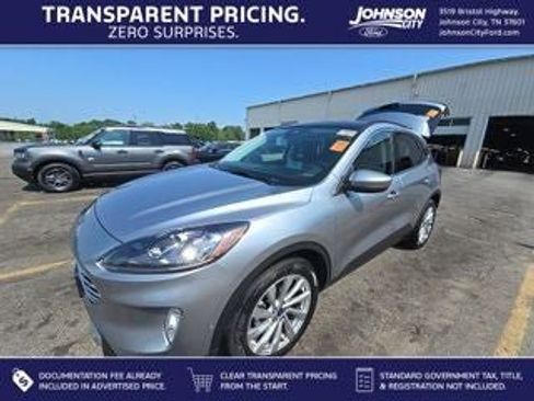Used 2022 Ford Escape Titanium w/ Titanium Elite Package AWD/4WD image 1
