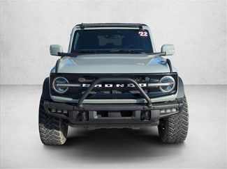 Used 2022 Ford Bronco Outer Banks w/ Sasquatch Package video 2