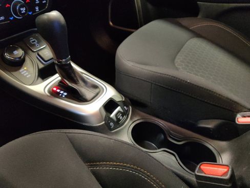 Used 2019 Jeep Compass Sport w/ Cold Weather Group image 26