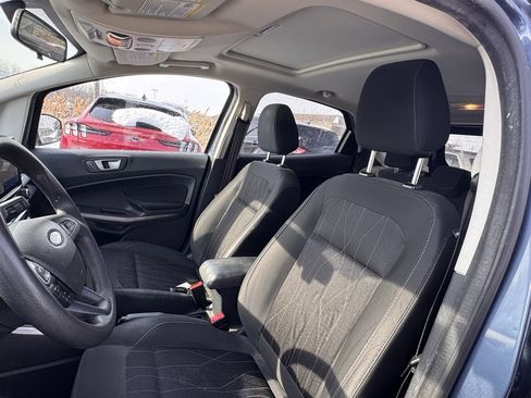 Used 2021 Ford EcoSport SE image 9