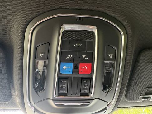 New 2026 Jeep Grand Cherokee L 2WD image 33