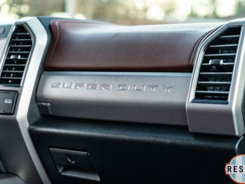 Used 2020 Ford F350 Platinum w/ Tremor Off-Road Package image 14