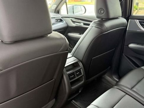 Certified 2023 Cadillac XT5 Premium Luxury AWD/4WD image 31