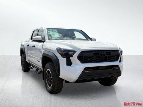 New 2026 Toyota Tacoma TRD Off-Road AWD/4WD image 9