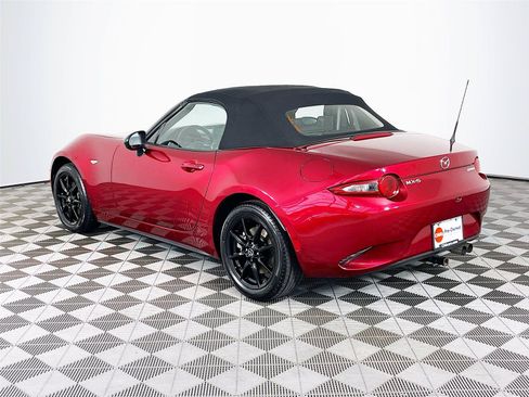 Used 2021 MAZDA MX-5 Miata Sport RWD image 6