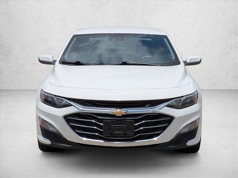 Used 2023 Chevrolet Malibu LT image 2