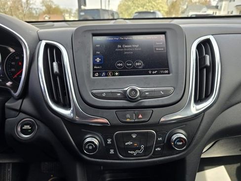 Used 2023 Chevrolet Equinox LT image 33