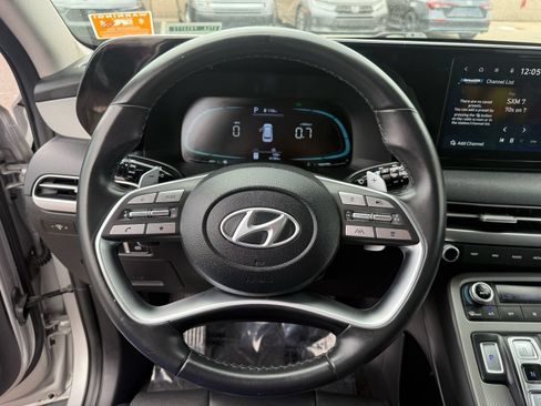 Used 2025 Hyundai Palisade SEL FWD image 16