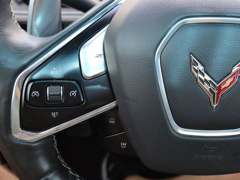 Used 2020 Chevrolet Corvette Stingray Preferred Cpe w/ 2LT Preferred Equipment Group image 18