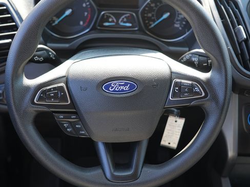 Used 2018 Ford Escape SE w/ SE Sync 3 Package AWD/4WD image 25