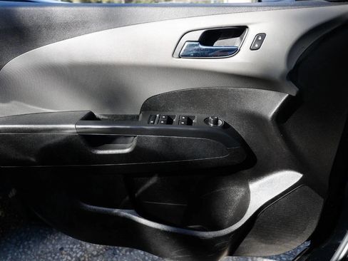 Used 2017 Chevrolet Sonic LT image 12