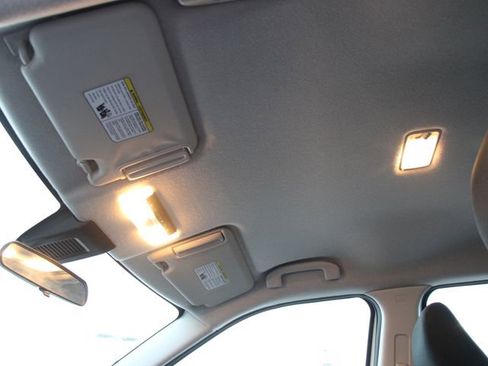 Certified 2025 Nissan Kicks Play S image 18