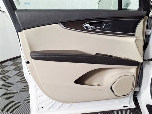 Used 2016 Lincoln MKX Select w/ Select Plus Package image 16