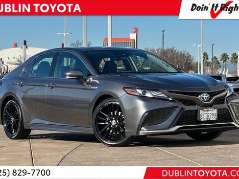 Certified 2021 Toyota Camry XSE image 1
