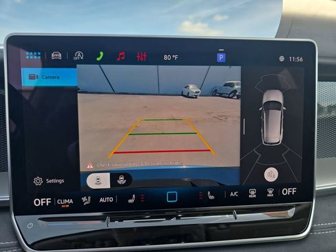 New 2026 Volkswagen Tiguan SE AWD/4WD image 19