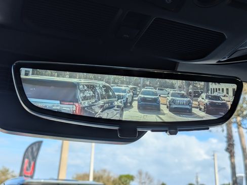 New 2026 GMC Hummer EV SUV w/ LPO, Dark Essentials Package image 33