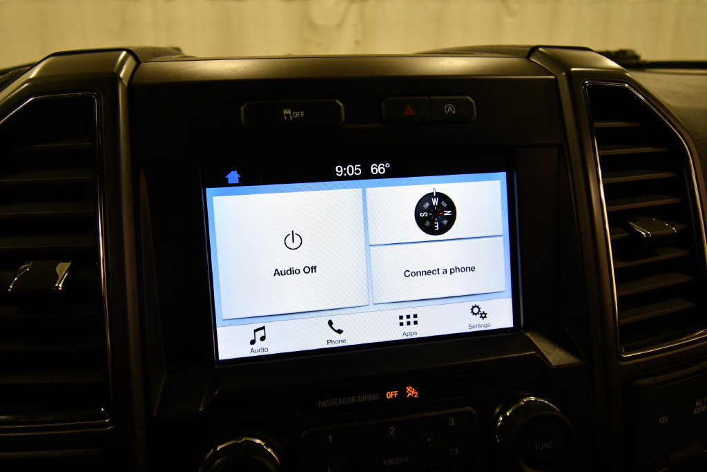 Used 2018 Ford F150 XLT w/ Equipment Group 302A Luxury AWD/4WD image 22