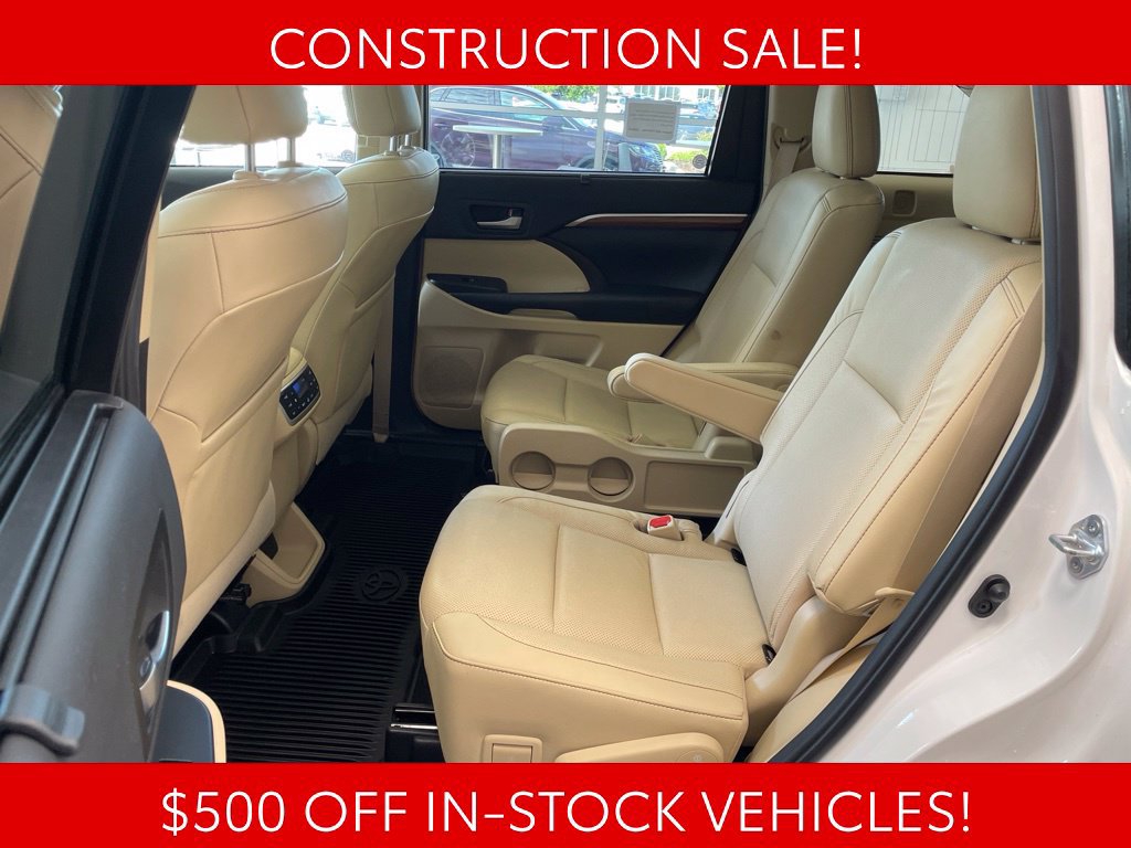 Used 2019 Toyota Highlander Limited Platinum AWD/4WD image 12