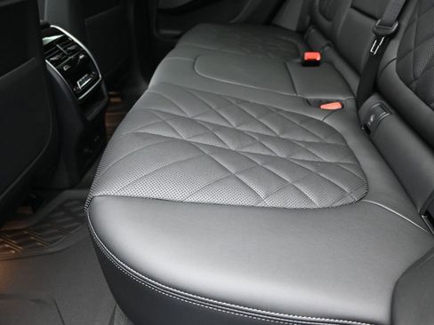 New 2026 BMW X5 sDrive40i w/ M Sport Package RWD image 17