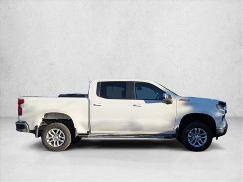 Used 2023 Chevrolet Silverado 1500 LT w/ Z71 Off-Road Package image 4