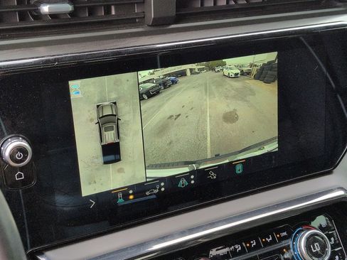 Used 2022 GMC Sierra 1500 AT4X image 24