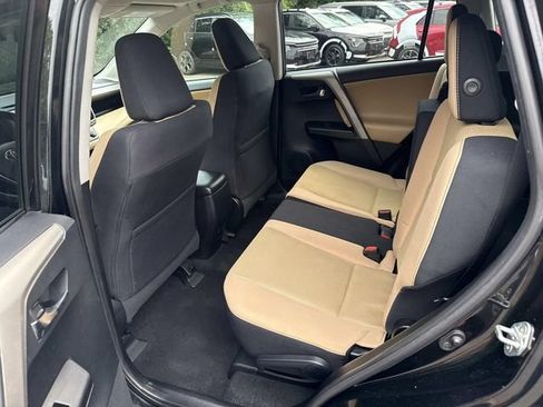 Used 2018 Toyota RAV4 XLE w/ Plus Extra Value Package AWD/4WD image 16