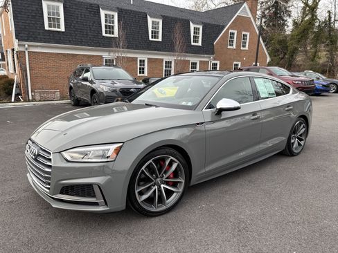 Used 2019 Audi S5 Premium Plus w/ Premium Plus image 1