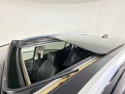 Used 2020 GMC Terrain Denali w/ Denali Premium Package image 16