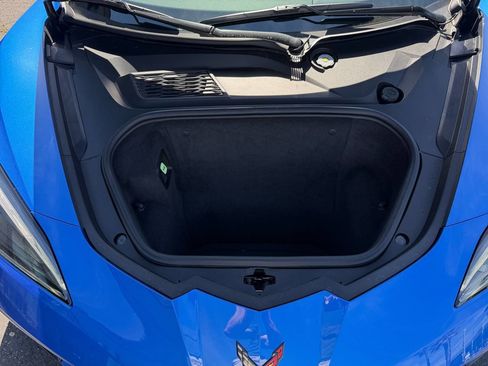 Used 2020 Chevrolet Corvette Stingray Convertible w/ Z51 Performance Package image 15