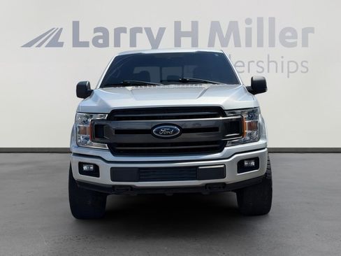 Used 2018 Ford F150 XLT w/ Equipment Group 302A Luxury AWD/4WD image 4