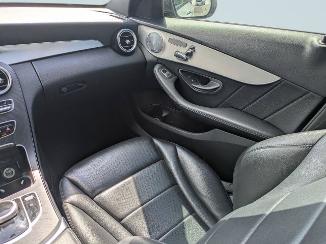 Used 2018 Mercedes-Benz C 300 Sedan image 16