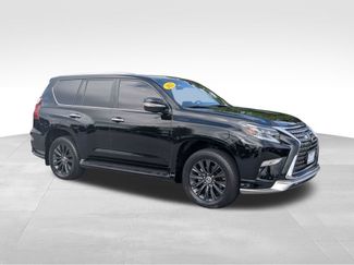 Used 2022 Lexus GX 460 Luxury w/ Sport Design Package AWD/4WD video 2