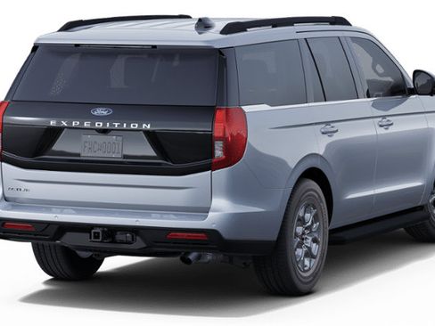 Certified 2025 Ford Expedition Active AWD/4WD image 21