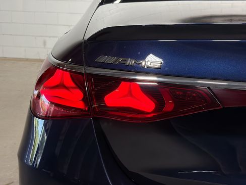 Used 2025 Mercedes-Benz E 53 AMG e 4MATIC Sedan image 11
