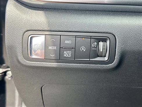 New 2026 GMC Terrain Denali AWD/4WD image 30