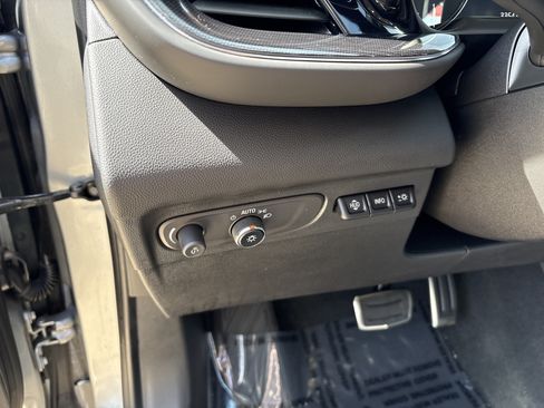 Used 2023 Buick Envision Essence w/ Technology Package I AWD/4WD image 10