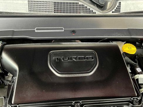 Used 2023 Jeep Compass Limited image 96